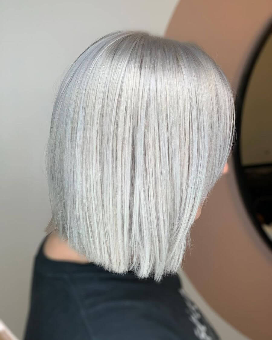 Icy Platinum Blonde, image by @tashpotatoes.hair on Instagram